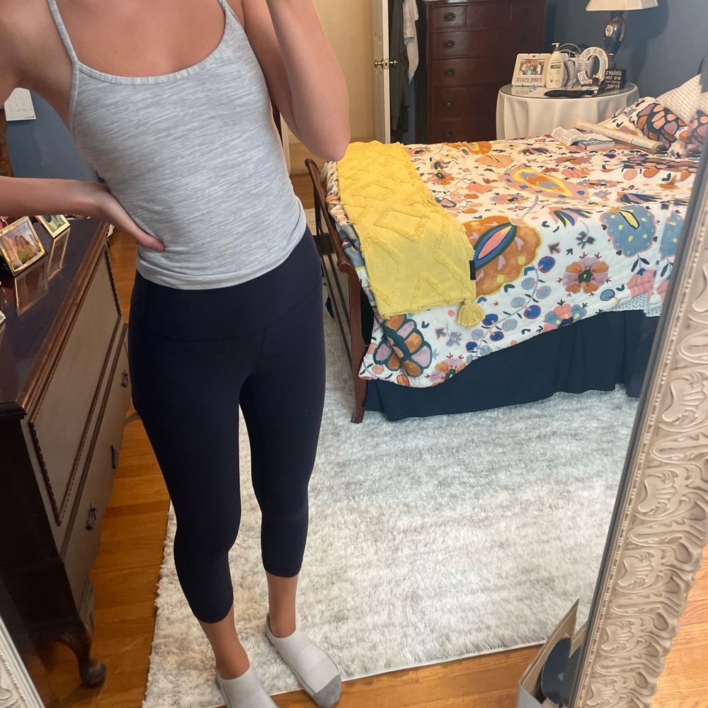 LIKE NEW Navy Lululemon Align leggings
